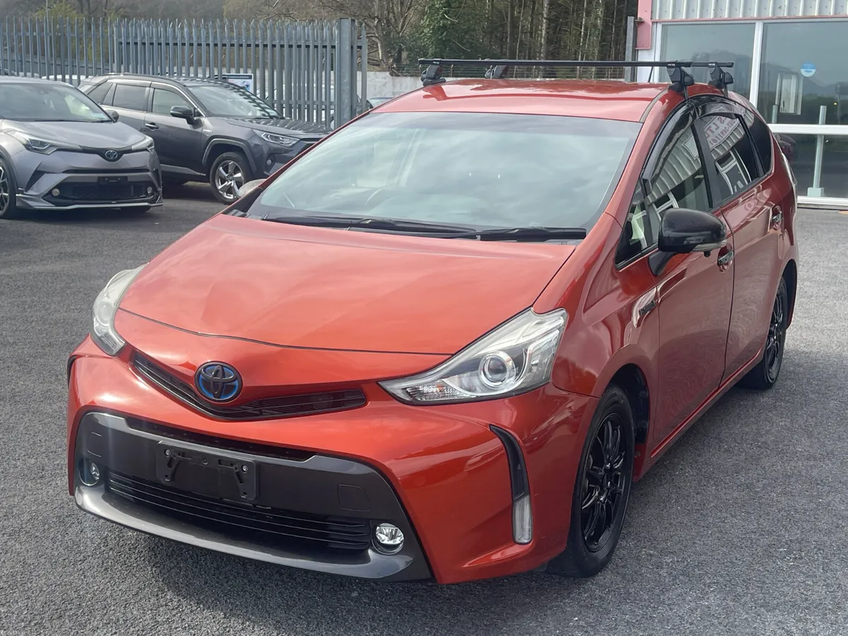 Toyota Prius Alpha 2014-2 - Image 3