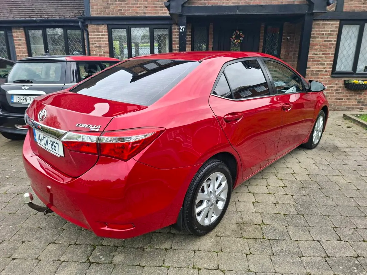 TOYOTA COROLLA 1.4 DIESEL 2014 VERY CLEAN CAR - Image 3