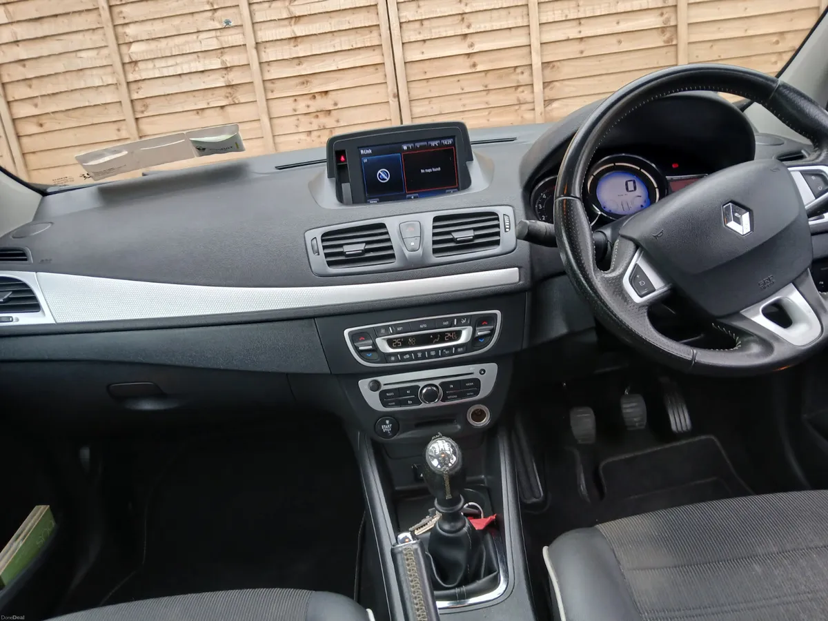 🆕️2013 Renault Fluence 1.5 R-LINK T/Belt Done🆕️ - Image 4