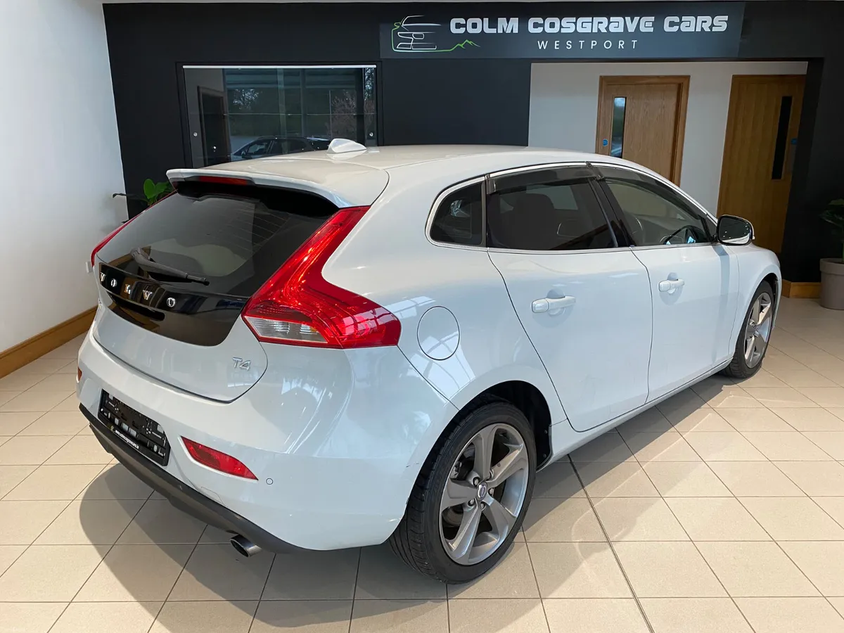 Volvo V40 2013 T4 Auto - Image 4