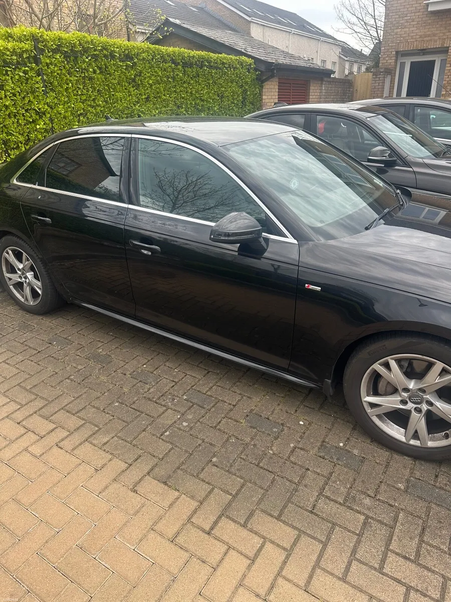 Audi A4 2017 - Image 2