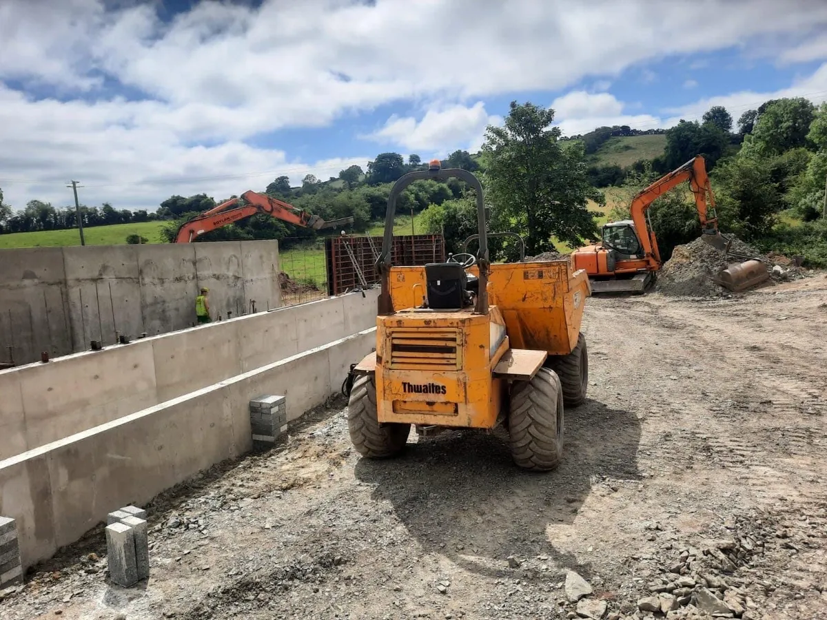 Shutting and concrete work - Image 4