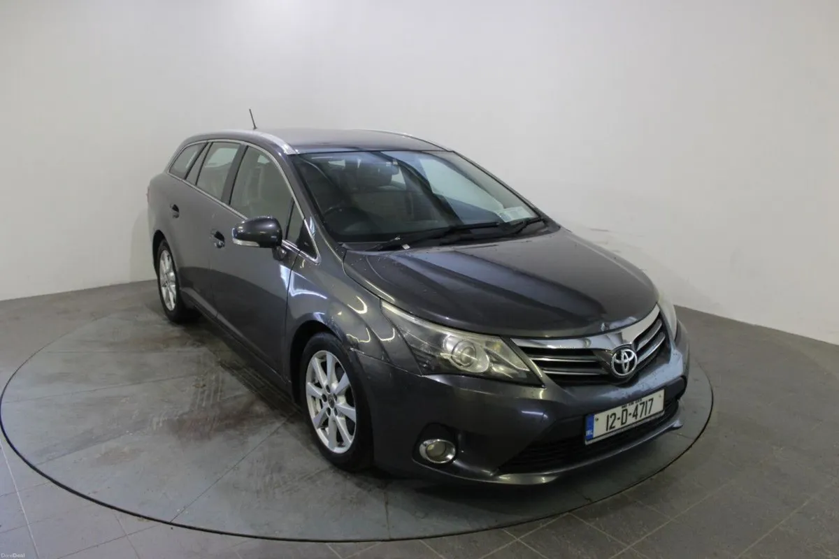 Toyota Avensis 2.0 D-4D 125 BHP Aura Tourer -TENDE - Image 1