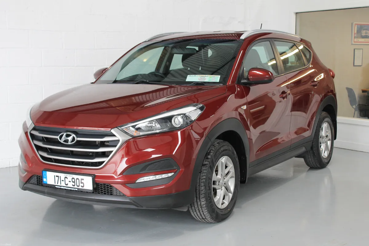 Hyundai Tucson 2017 Comfort Low Kms - Image 1