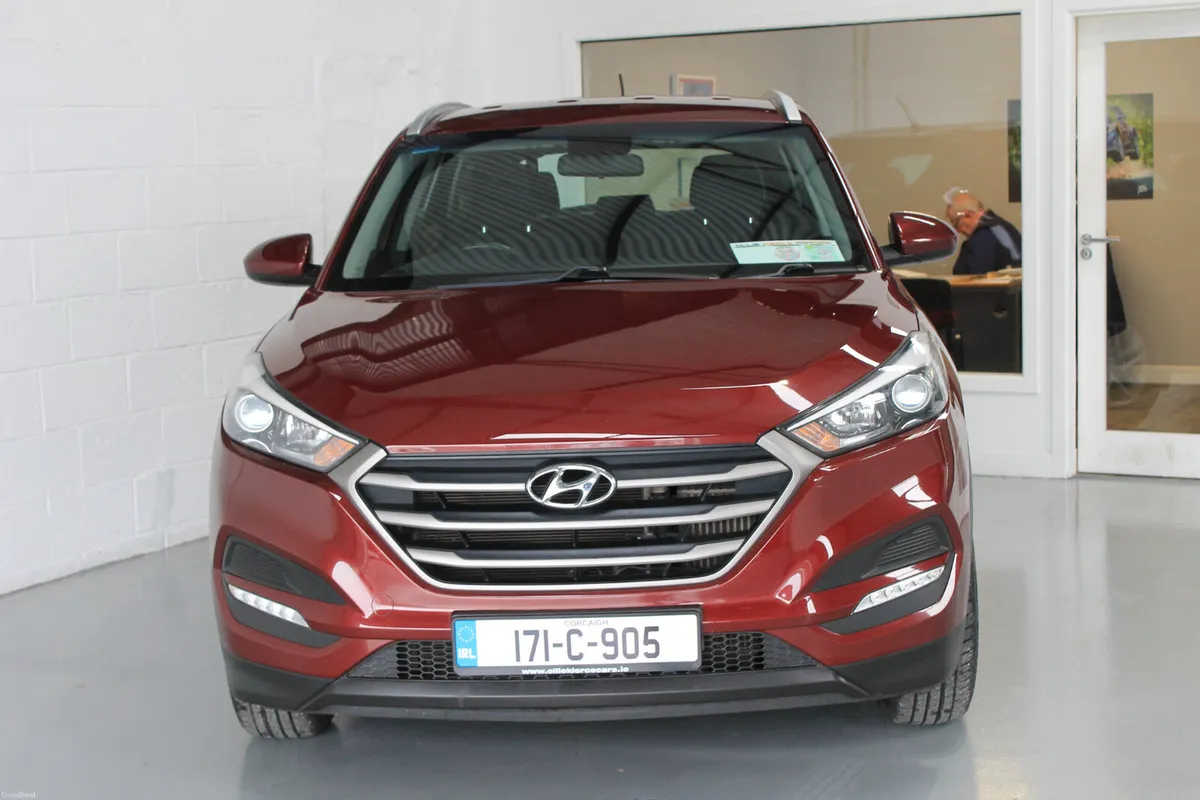 Hyundai Tucson 2017 Comfort Low Kms - Image 3
