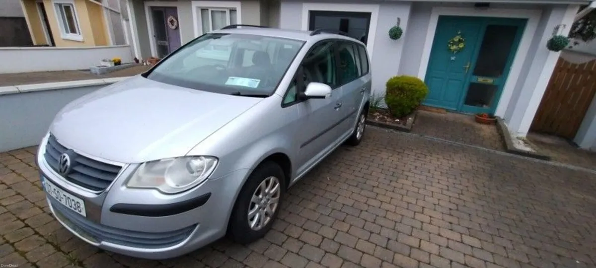 Volkswagen Touran 2007 - Image 1