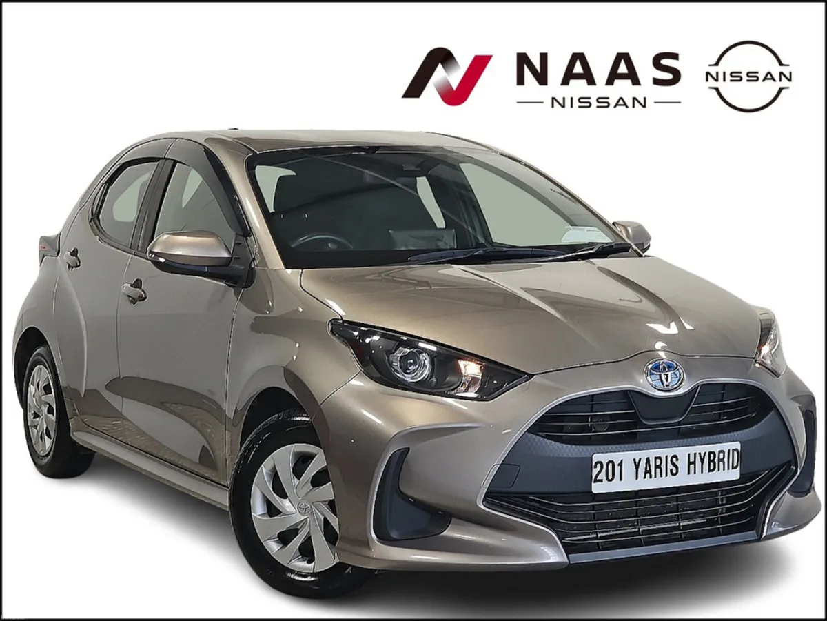 Toyota Yaris YARIS HYBRID LUNA - Image 1