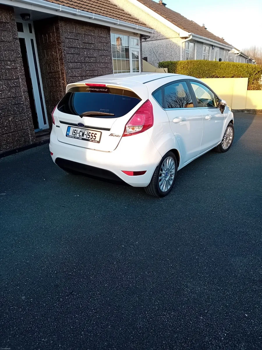 Ford Fiesta 2015 - Image 3