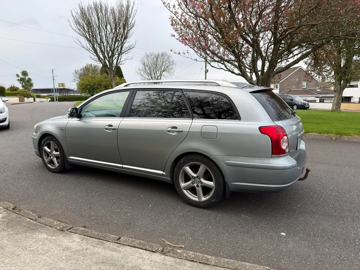Toyota Avensis D4D NCT 01/27 Hight Spec - Image 4