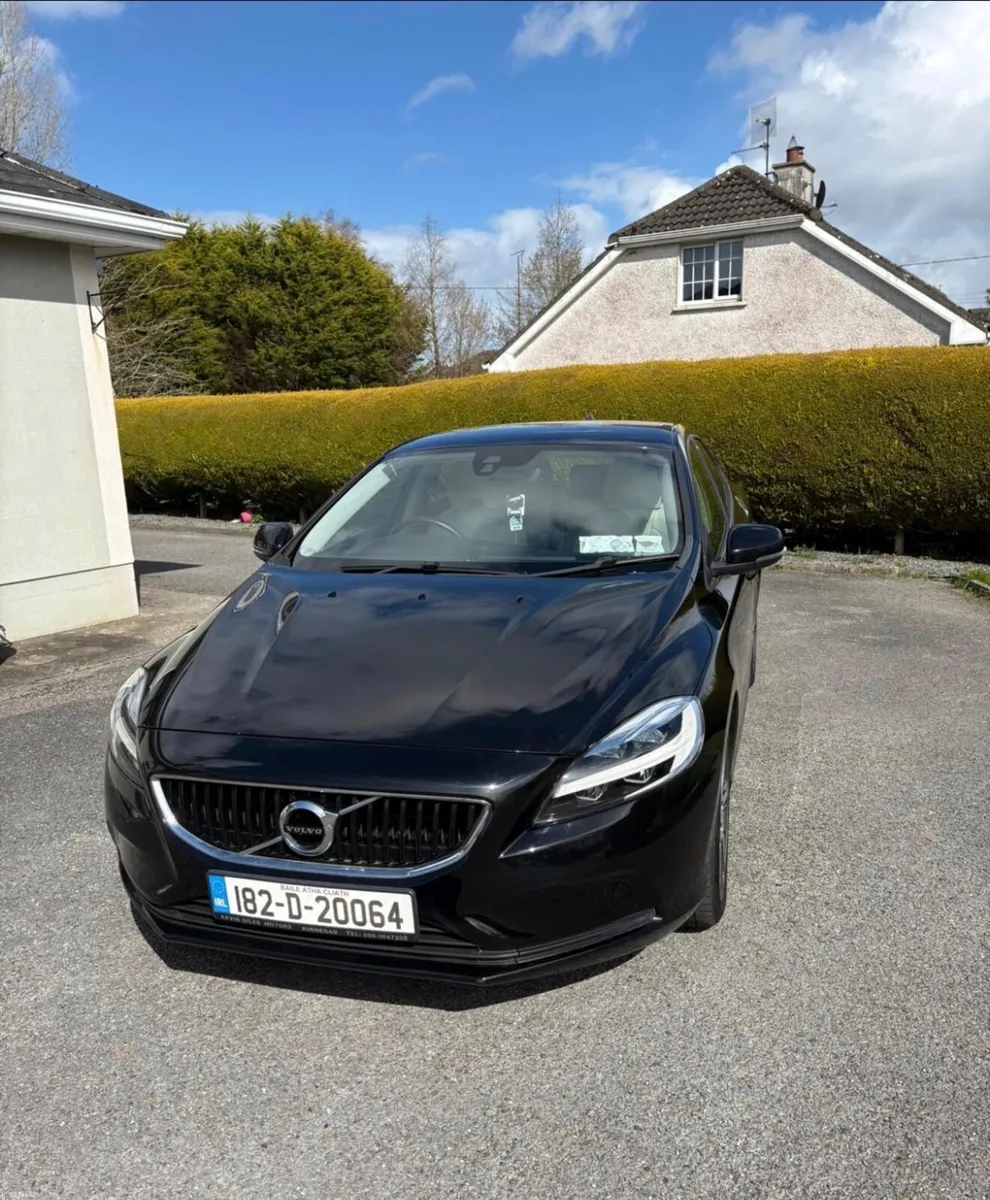 Volvo V40 2018 - Image 1