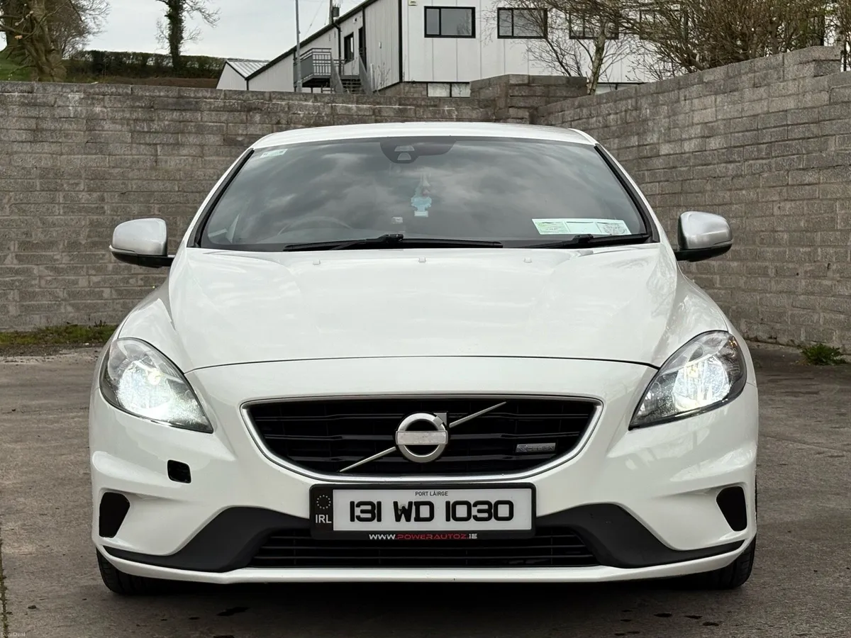 2013 Volvo V40 Factory R-Design New nct 03/27 - Image 2