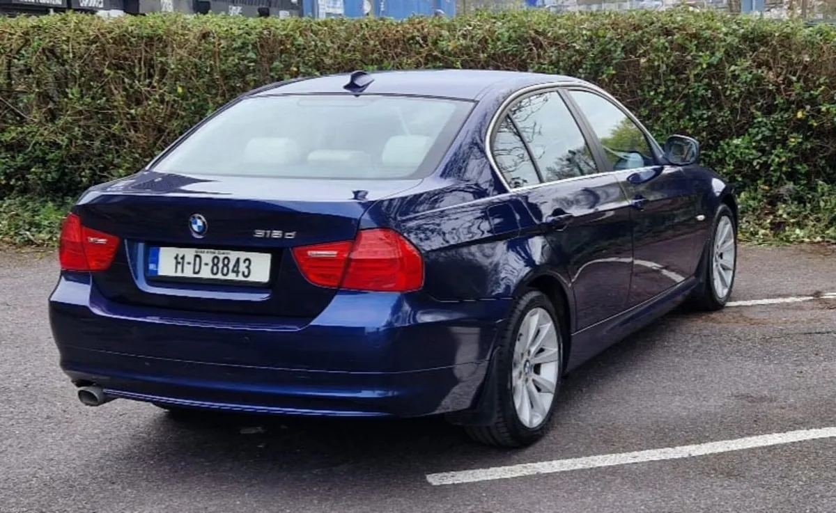Bmw 318d  very low mileage!!! NCT 06/2027 - Image 3