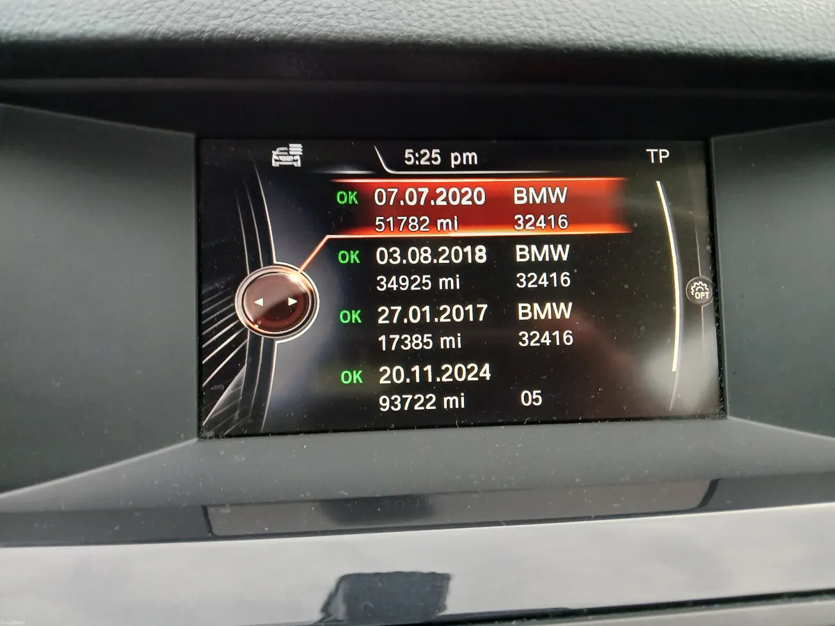 BMW 5-Series 2015 LOW MILEAGE GREAT CONDITION - Image 2