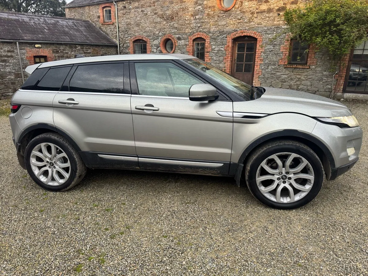 Range Rover - Image 3