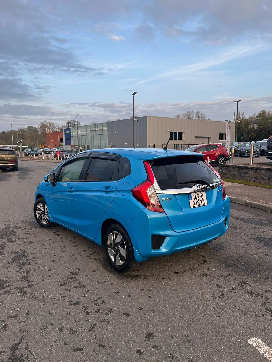 2014 Honda Fit 1.5 Hybrid IMMACULATE - Image 3