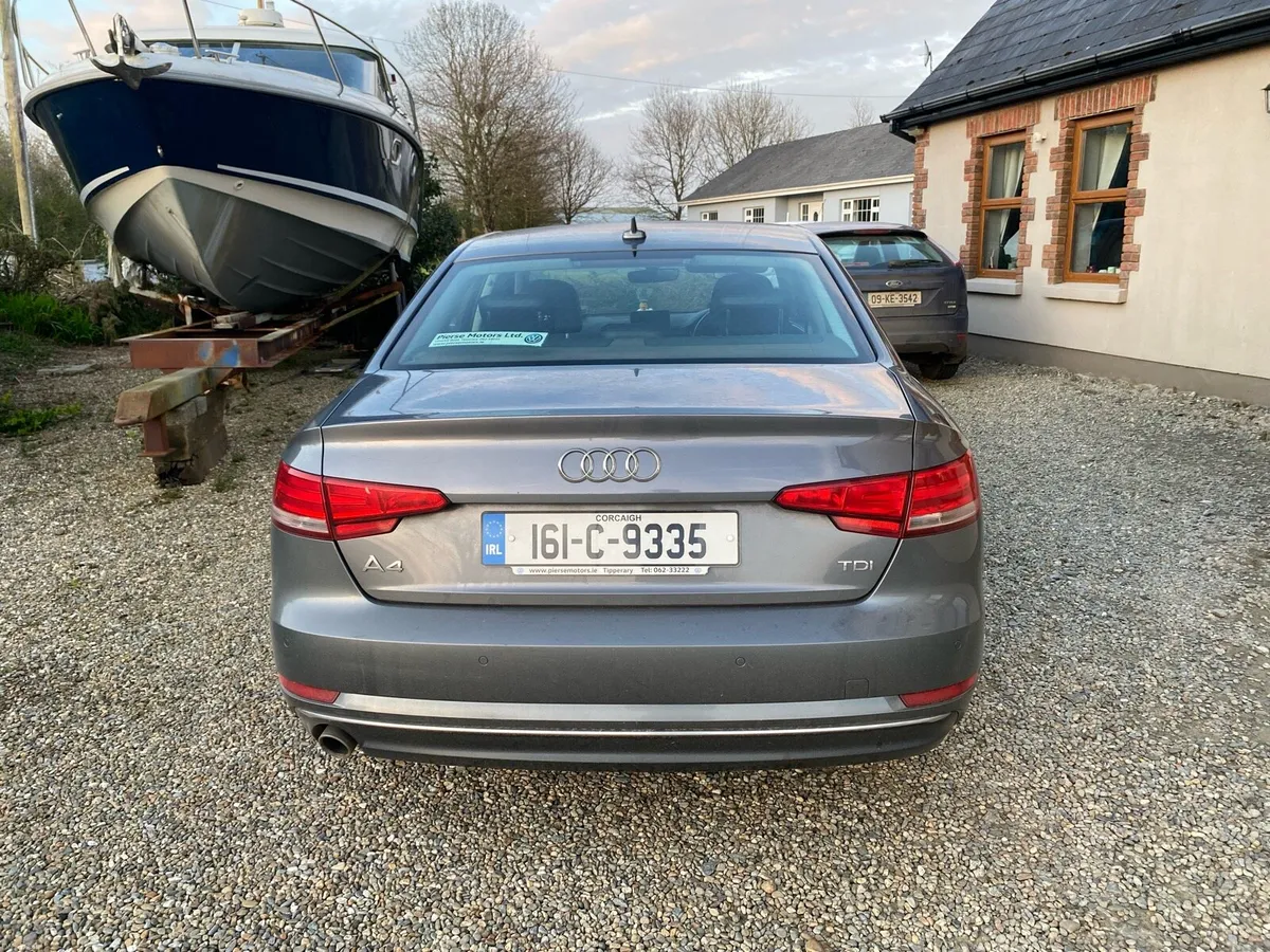 Audi A4 - Image 2