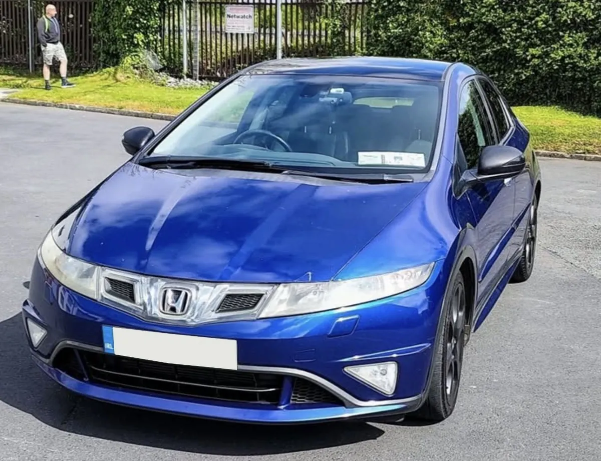 *WANTED* 2010-2012 Civic (Read Description) - Image 1