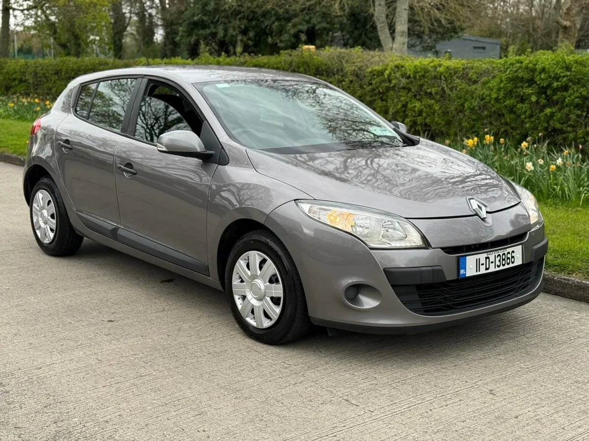 Renault Megane | New NCT 07/27 ✅ - Image 2