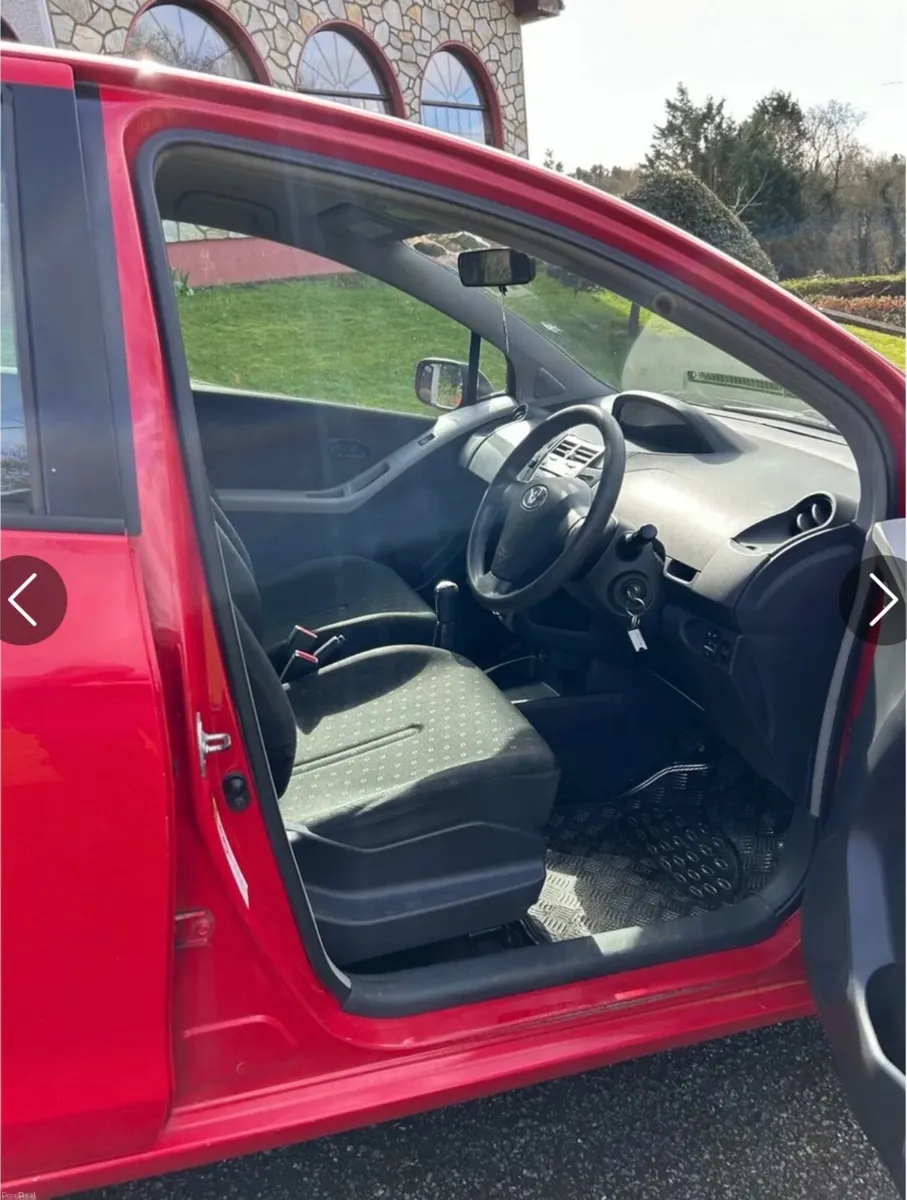 Toyota Yaris 2007 - Image 2