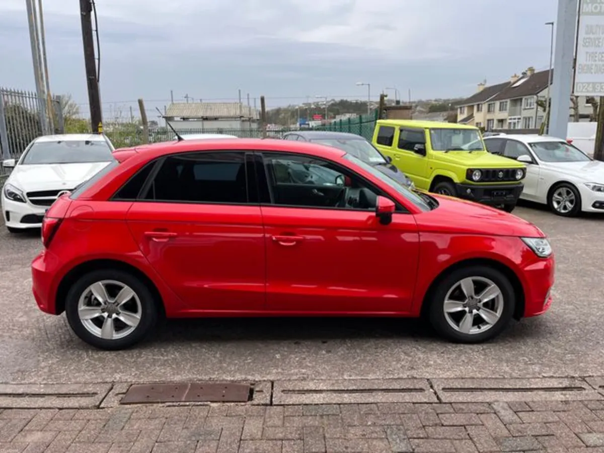 Audi A1 DBA 8XCHZ 5DR - Image 3