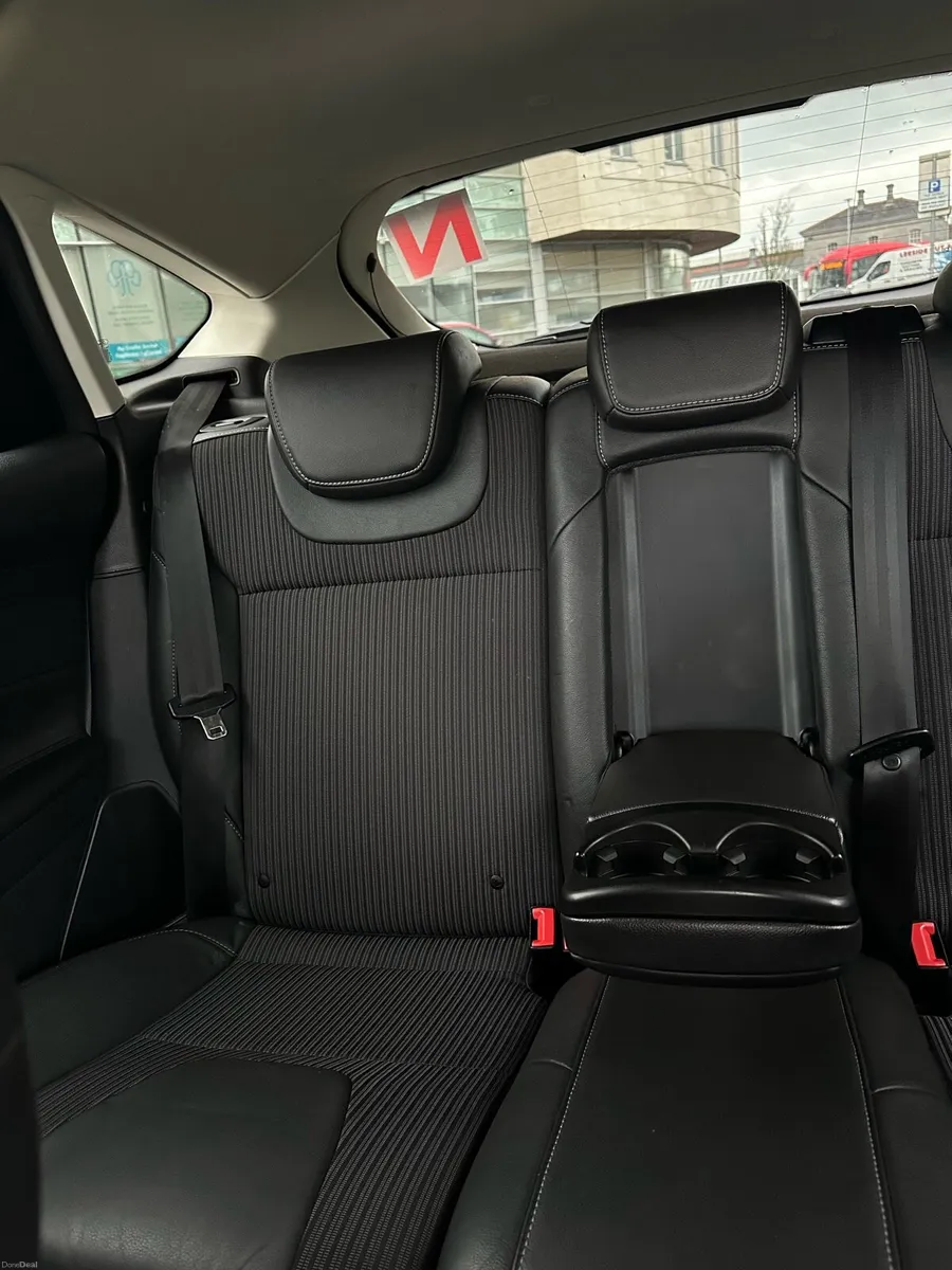 Ford Focus 2012 ECOBOOST Titanium X 125 - Image 4