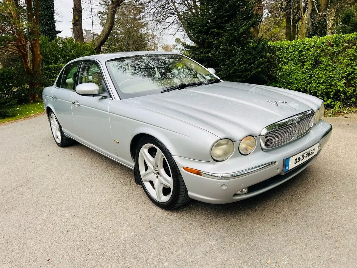 2008 Jaguar XJ6 2.7 Executive - Image 1