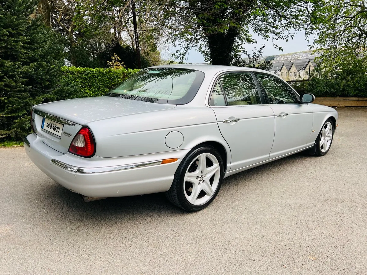 2008 Jaguar XJ6 2.7 Executive - Image 3
