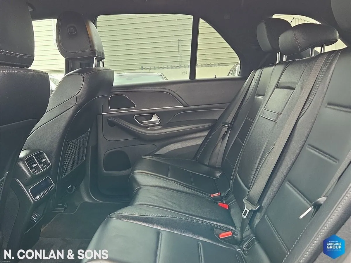 Mercedes-Benz GLE GLE 350DE 4MATIC AMG LINE AUTO - Image 3
