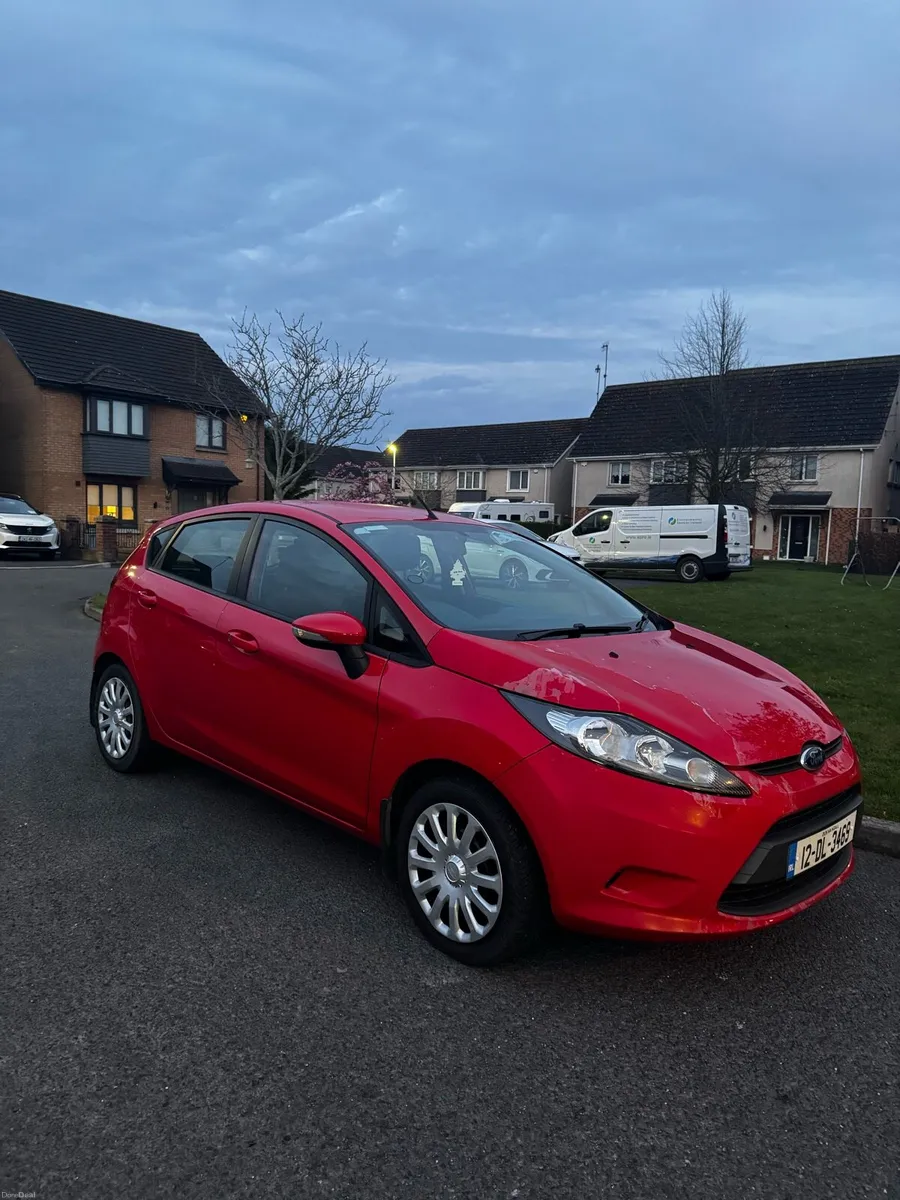 2012 Ford Fiesta - Image 1