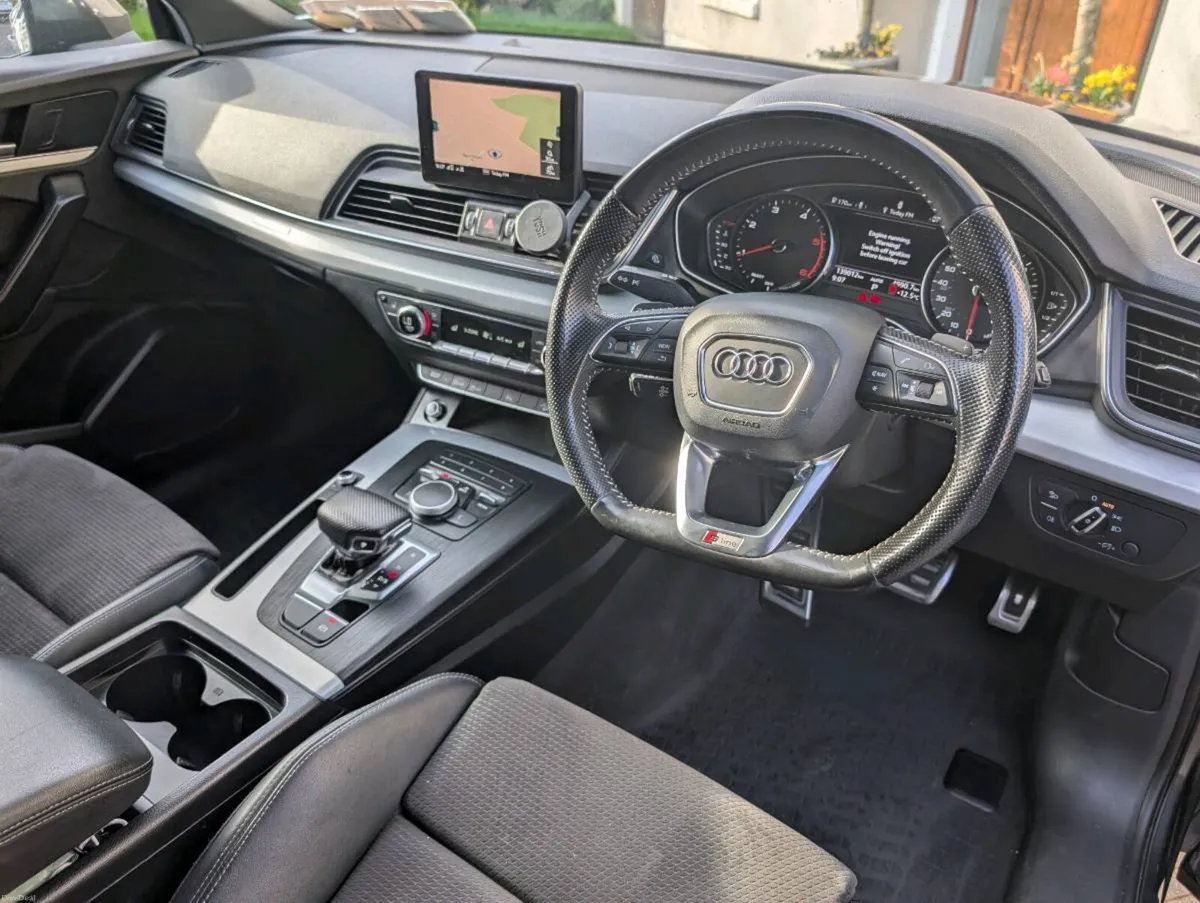 Audi Q5 2.0 TDI S line S Tronic Quattro-New Model - Image 3