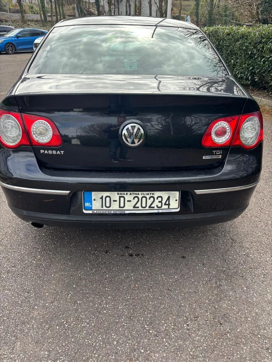 VW Passat Diesel - Image 4