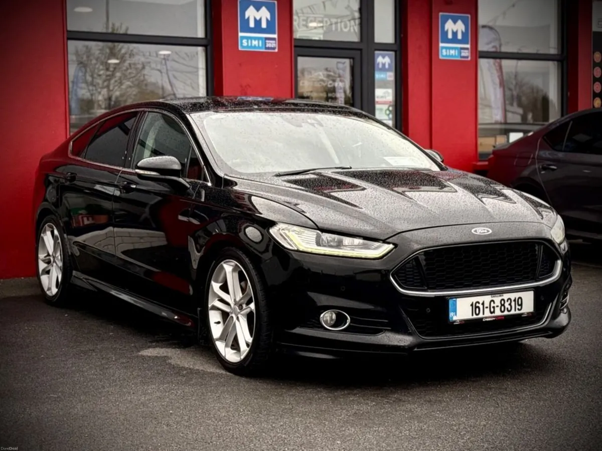 Ford Mondeo 1.5 TDCI Titanium **PAN ROOF** // HUGE - Image 3