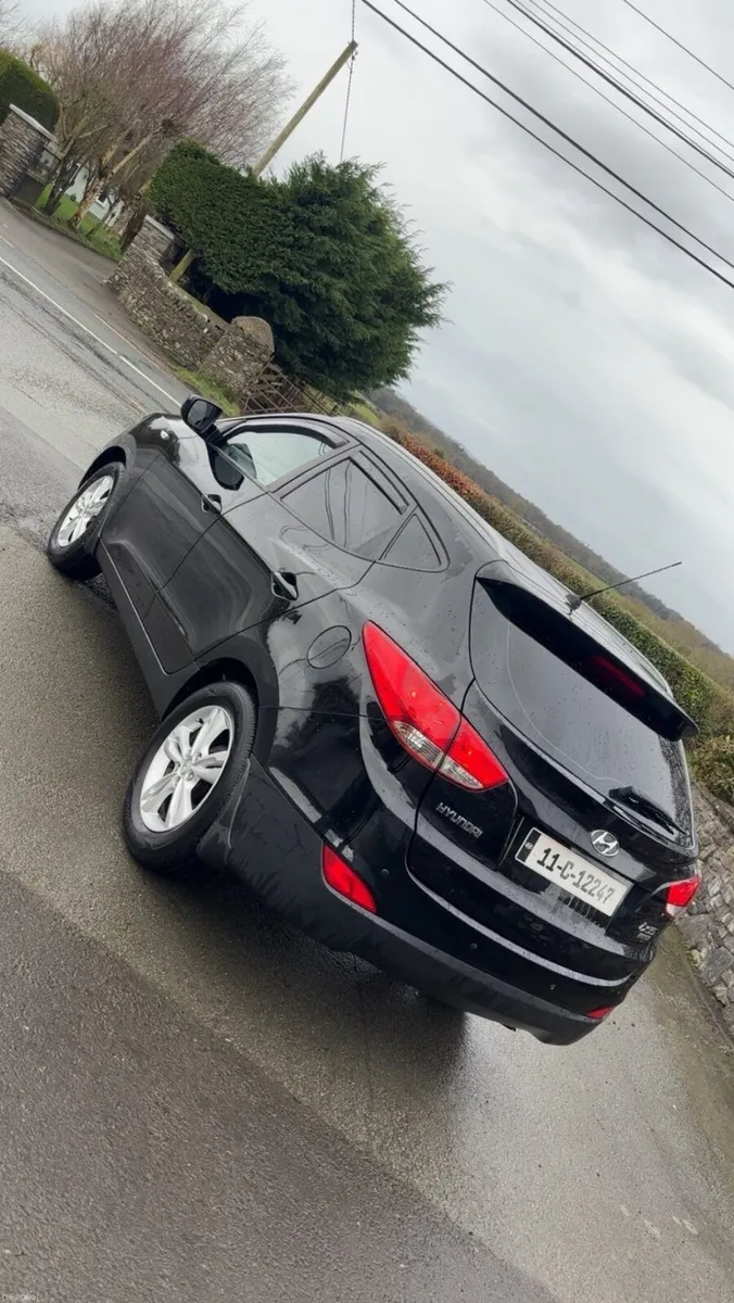 Hyundai ix35 - Image 2