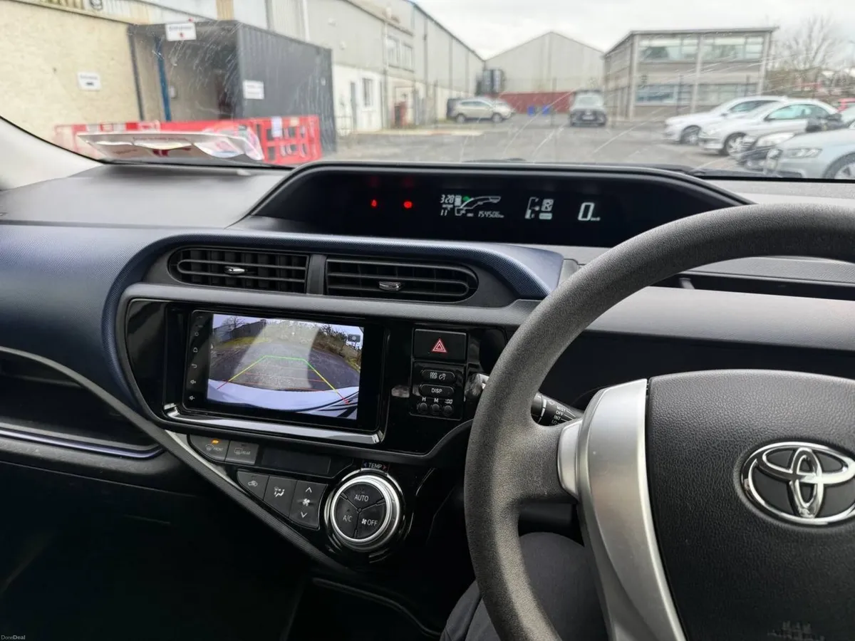 2017 Toyota Aqua Hybrid🔥 NCT util 2027 - Image 4