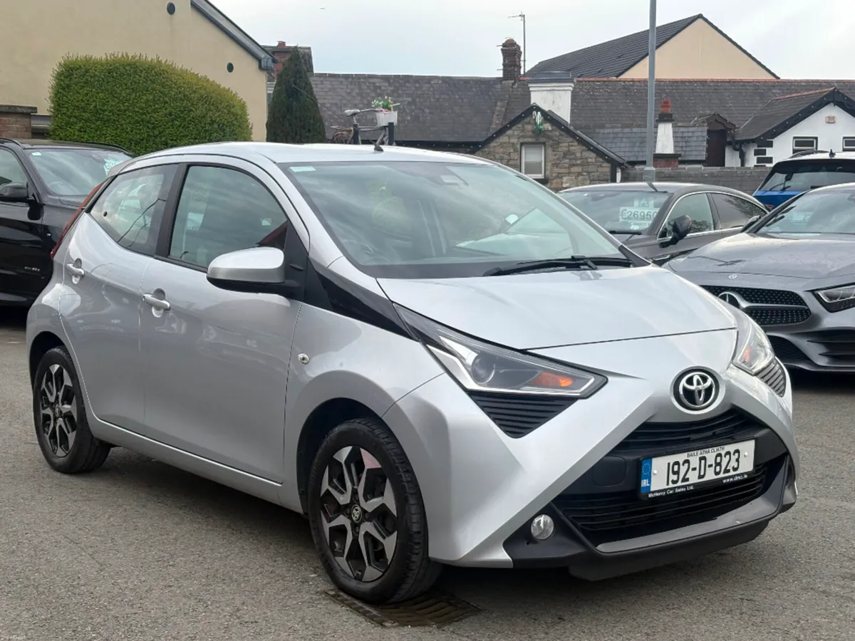 Toyota Aygo 1.0 X-play 4DR - Image 3