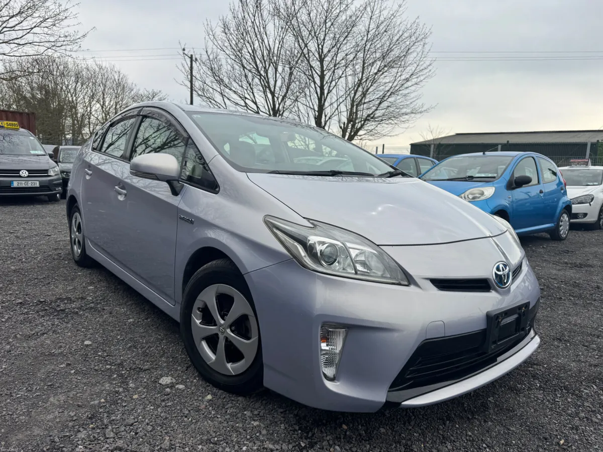 Toyota Prius hybrid automatic - Image 1