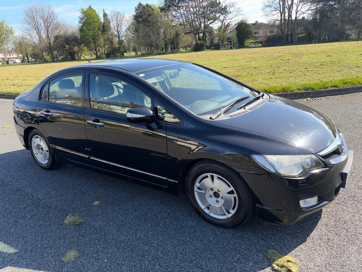 08 Honda civic hybrid Nct 06/27 - Image 2