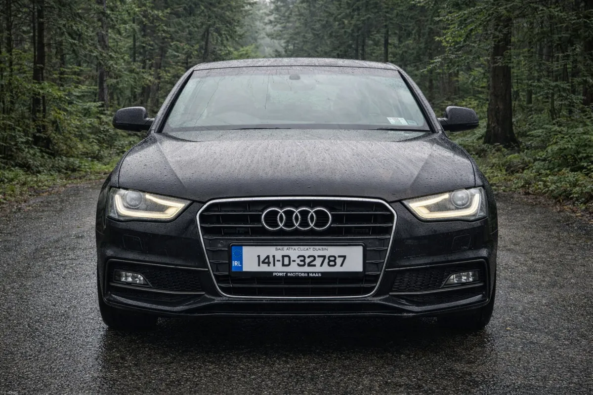 141 AUDI A4 2.0TDI S-LINE - LOW MILES - IMMACULATE - Image 3