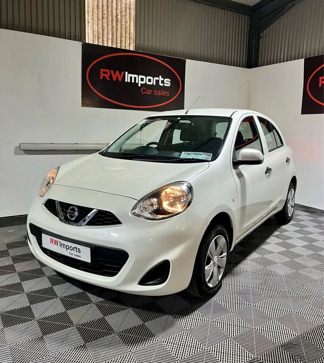 Nissan micra/ march Automatic - Image 1
