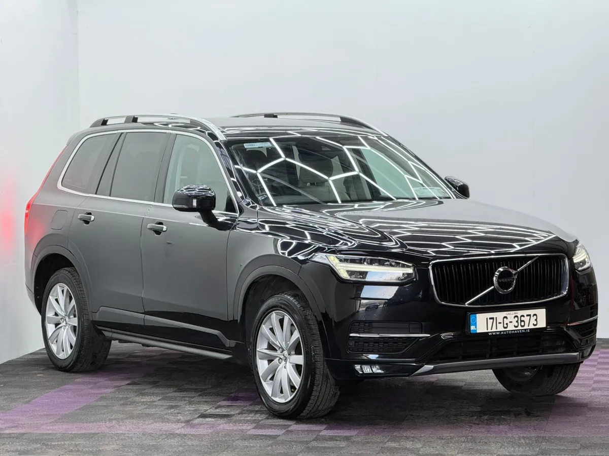 2017 Volvo XC90 2.0D Momentum, 7 Seater - Image 1