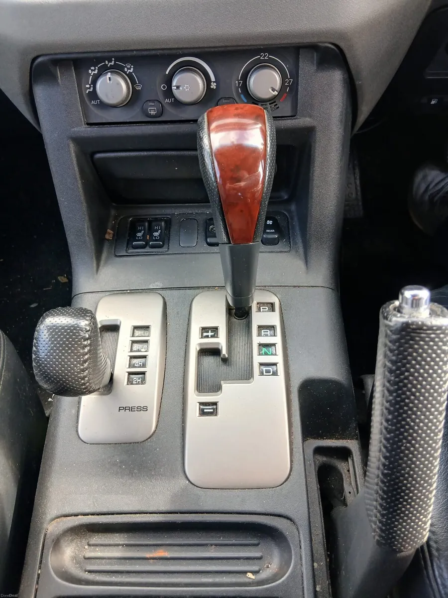 Mitsubishi  shogun - Image 3