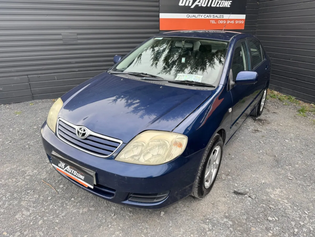 Toyota Corolla 1.4 TERRA 4DR MC - Image 3