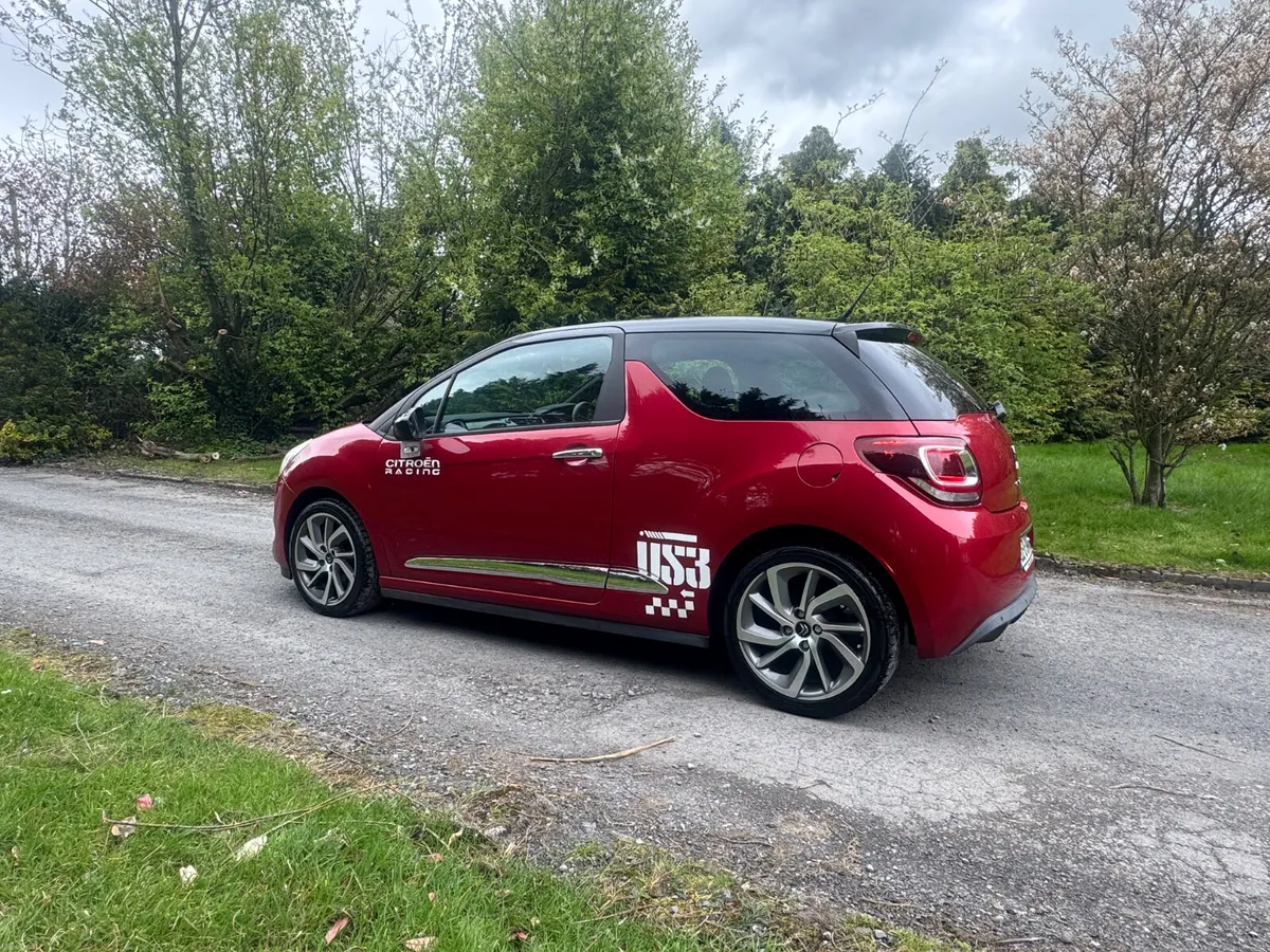15 Citroen DS 3 1.2 automatic.. LOW KMS - Image 3