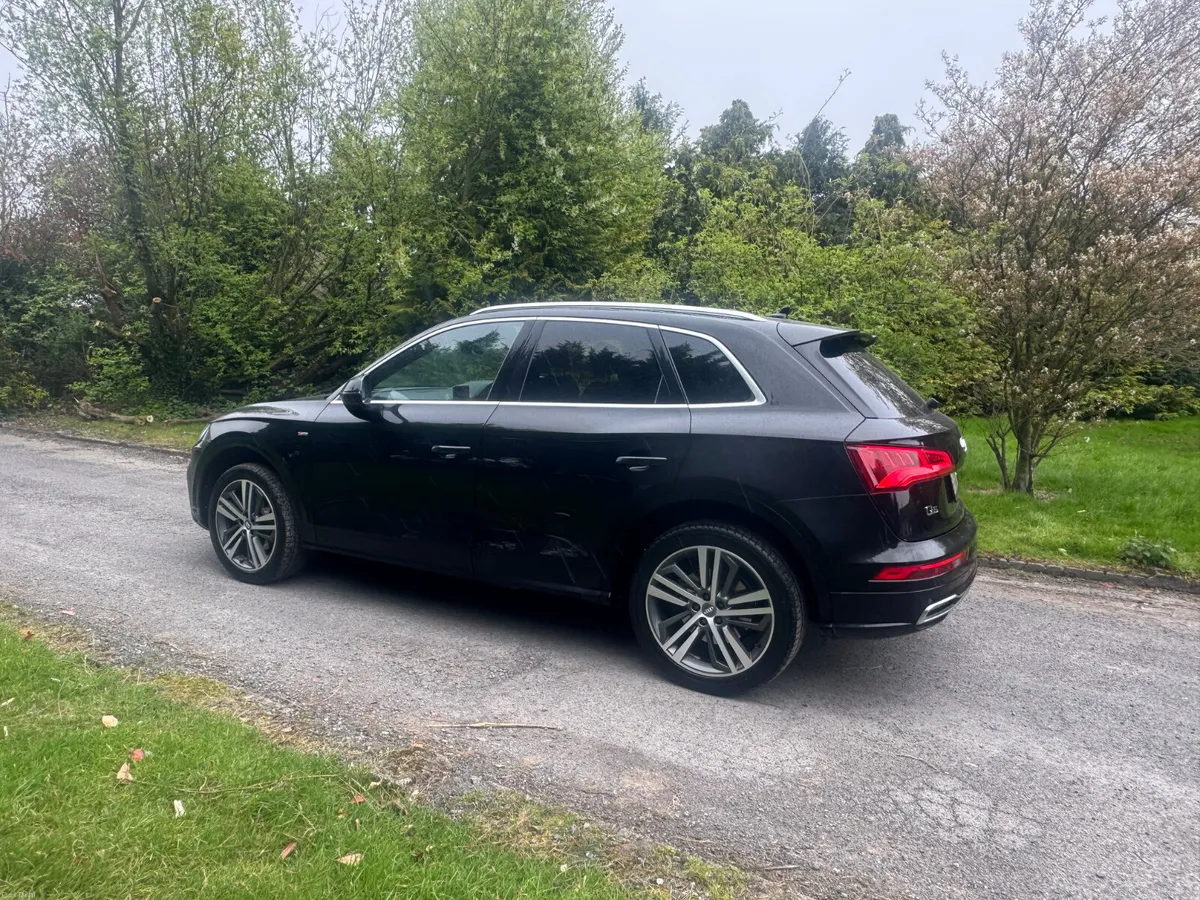 18 Audi Q5 2.0TDI QUATTRO S-LINE - Image 3