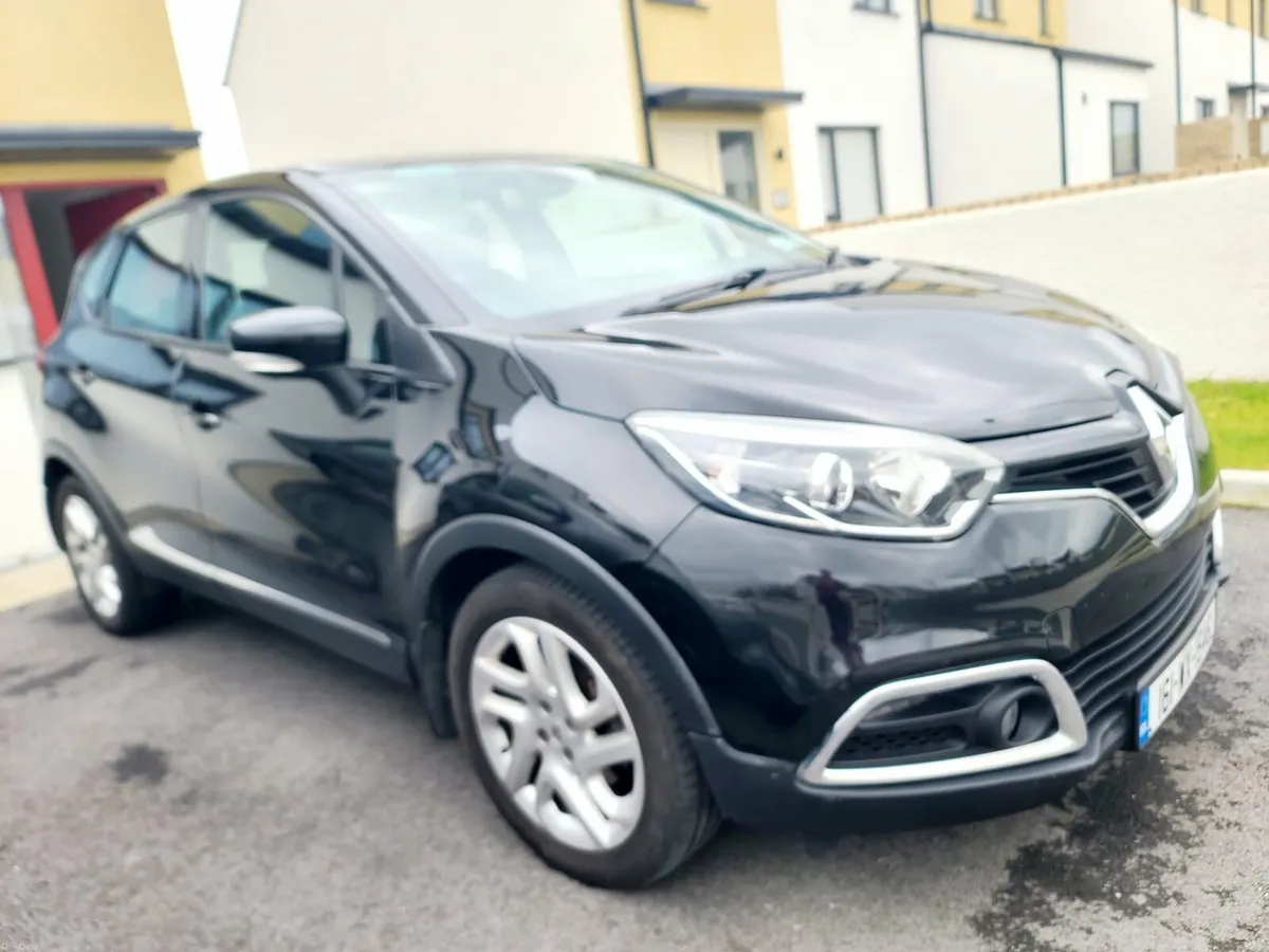 161 Renault Captur Intense - Image 1