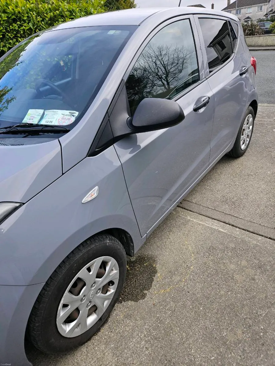 141 Grey Hyundi i10 - Image 3