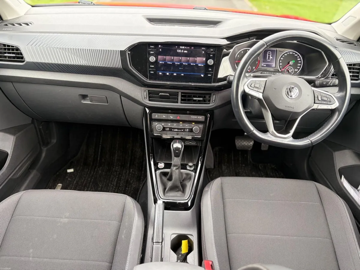 Volkswagen T-Cross 1st edition plus design pack - Image 4