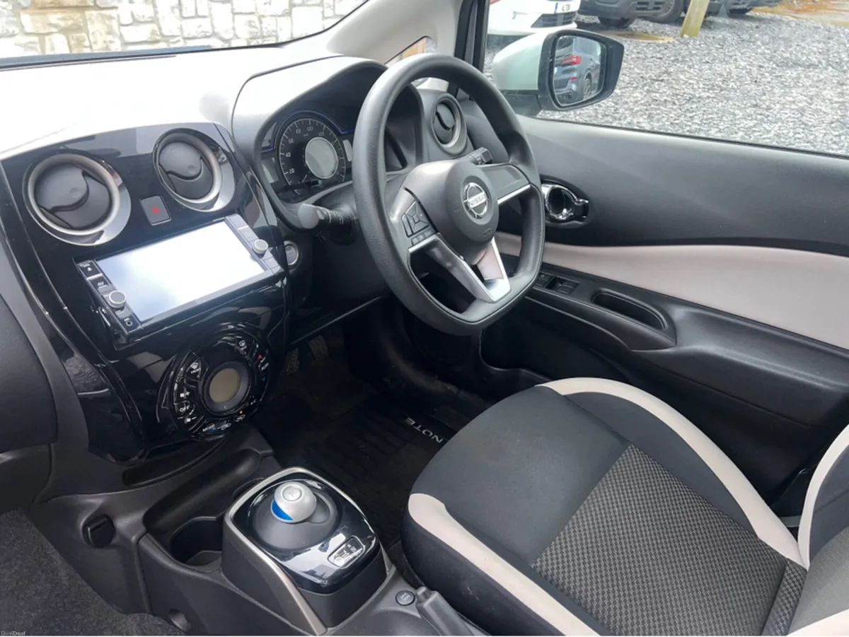 Nissan Note Auto Hybrid - Image 2