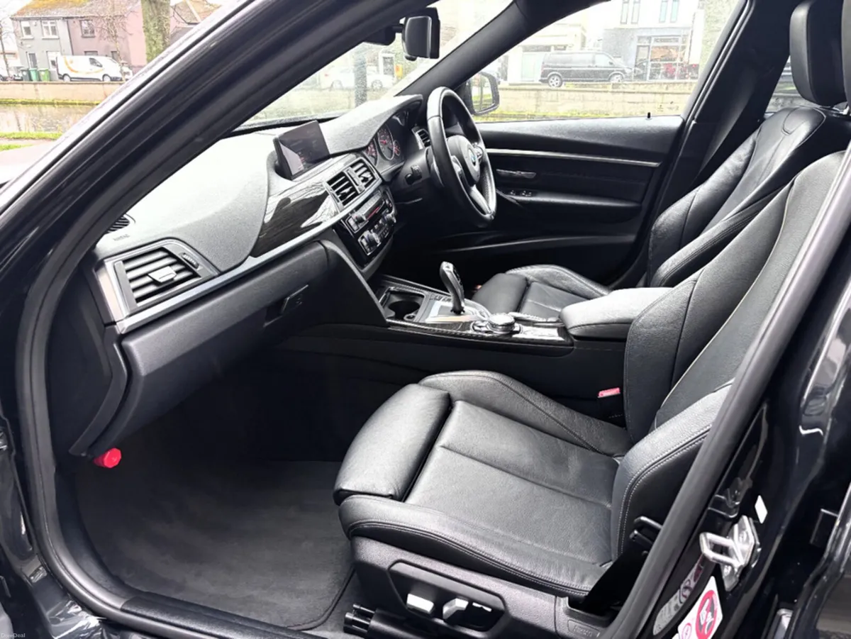 BMW 3-Series 330e M-SPORT LEATHER - Image 6