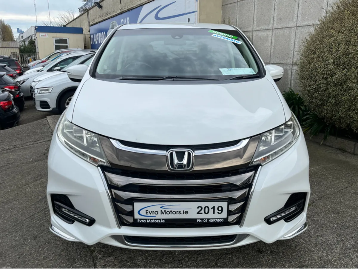 Honda Odyssey ABSOLUTE 7 SEATER AUTOMATIC HYBRID 2 - Image 2